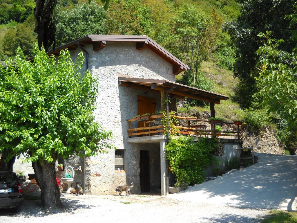 Agriturismo Cascina Lert Marone Kültér fotó